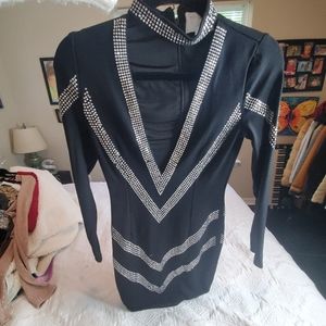 Miss circle dress black and with vneck